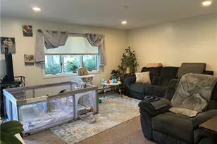 16 Manville Ave, Lincoln, RI 02838 - Photo 4