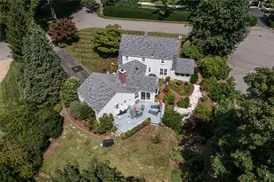 2 Woollett Ct, Barrington, RI 02806 - Photo 44