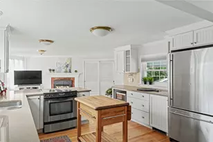 2 Woollett Ct, Barrington, RI 02806 - Photo 20