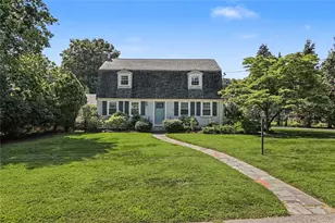 2 Woollett Ct, Barrington, RI 02806 - Photo 4