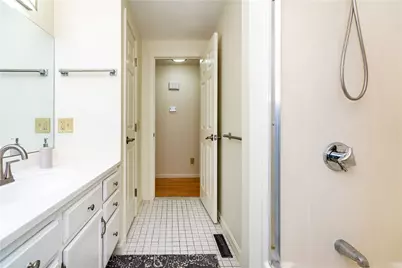 45 Brookdale Boulevard, Pawtucket, RI 02861 - Photo 16