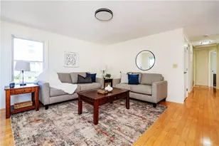 45 Brookdale Blvd, Pawtucket, RI 02861 - Photo 4
