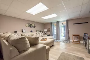 1289 Diamond Hill Rd, Woonsocket, RI 02895 - Photo 32