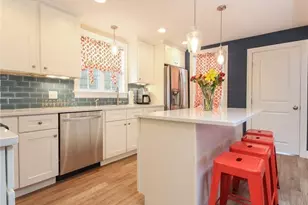 13 Lucas Ave, Newport, RI 02840 - Photo 6