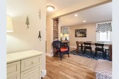 13 Lucas Avenue, Newport, RI 02840 - Photo 8