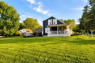 424 Buxton St, North Smithfield, RI 02896 - Photo 2