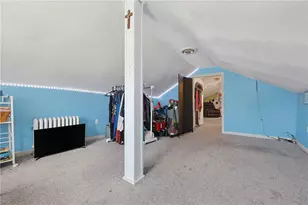 100 Centre St, East Providence, RI 02916 - Photo 16