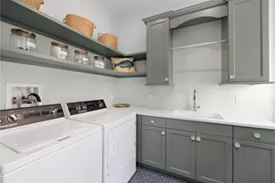 309 Ocean Rd, Narragansett, RI 02882 - Photo 32
