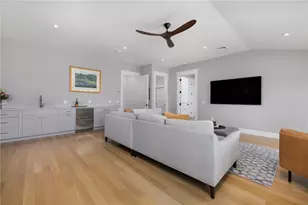 309 Ocean Rd, Narragansett, RI 02882 - Photo 38