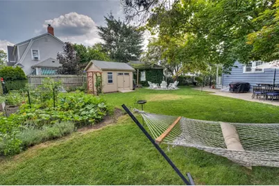79 Hawthorne Avenue, Cranston, RI 02910 - Photo 36
