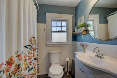 79 Hawthorne Avenue, Cranston, RI 02910 - Photo 30