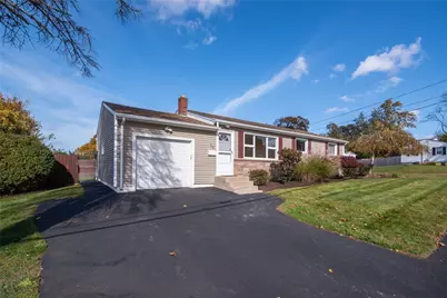 25 Stony Brook Drive, Cranston, RI 02920 - Photo 2