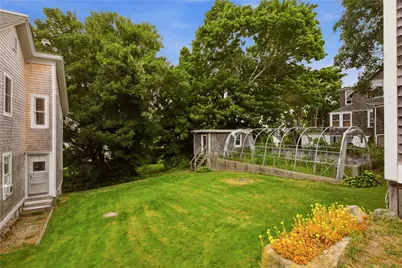 22 South Avenue, Tiverton, RI 02878 - Photo 8