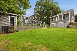 22 South Ave, Tiverton, RI 02878 - Photo 10