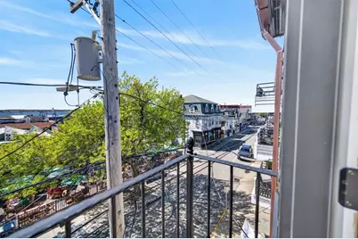 494 Thames St Street, Newport, RI 02840 - Photo 14