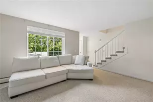 8 Cinnamon Ln, Narragansett, RI 02874 - Photo 6