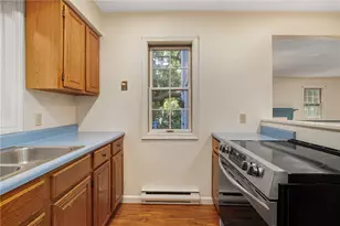 167 Winter St, South Kingstown, RI 02879 - Photo 16
