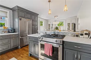 698 High St, Cumberland, RI 02864 - Photo 16