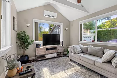 698 High Street, Cumberland, RI 02864 - Photo 24