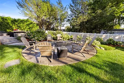 698 High Street, Cumberland, RI 02864 - Photo 46