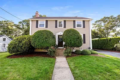 698 High Street, Cumberland, RI 02864 - Photo 1