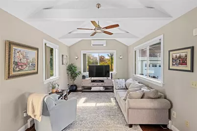 698 High Street, Cumberland, RI 02864 - Photo 22