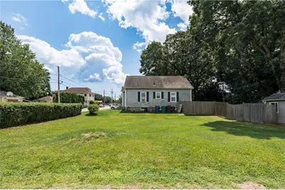 239 Welfare Avenue, Warwick, RI 02888 - Photo 24