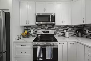 88 Reservoir Ave, Pawtucket, RI 02860 - Photo 10