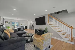 88 Reservoir Ave, Pawtucket, RI 02860 - Photo 4