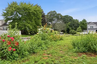 96 Silver Spring Avenue, East Providence, RI 02915 - Photo 2