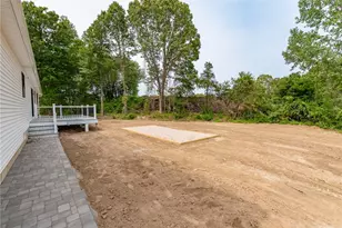 20 Eva Ln, Cranston, RI 02921 - Photo 24