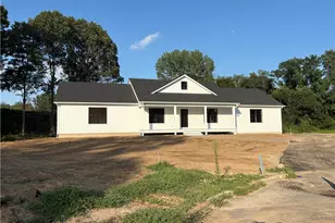 20 Eva Ln, Cranston, RI 02921 - Photo 1
