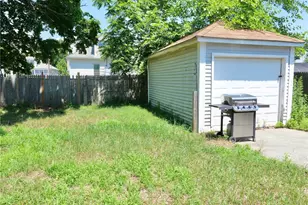 19 Dryden Blvd, Warwick, RI 02888 - Photo 20