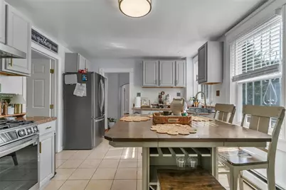 98 Wadsworth Street, Providence, RI 02907 - Photo 2