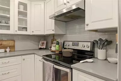 28 Kay Street #3, Newport, RI 02840 - Photo 18