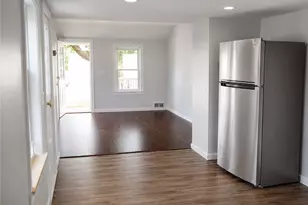 115 Rock Ave, Warwick, RI 02889 - Photo 8