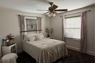 74 Pollard Ave, Pawtucket, RI 02861 - Photo 10