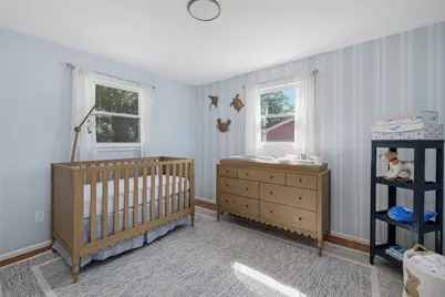 135 Beverly Road, East Providence, RI 02915 - Photo 10