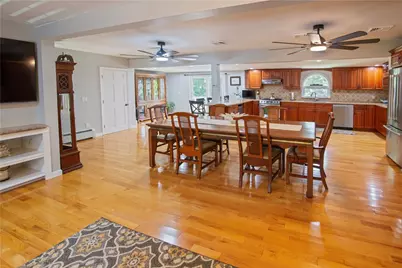 10 Sesame Street, Westerly, RI 02891 - Photo 8