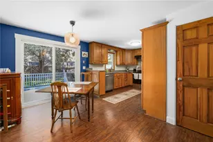 7 Woodbine St, East Providence, RI 02915 - Photo 10