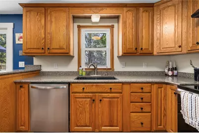 7 Woodbine Street, East Providence, RI 02915 - Photo 14