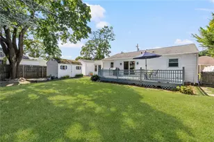 7 Woodbine St, East Providence, RI 02915 - Photo 40
