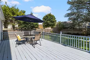 7 Woodbine St, East Providence, RI 02915 - Photo 18