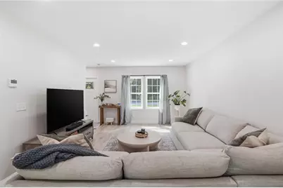 72 Wilbur Road, Lincoln, RI 02865 - Photo 2