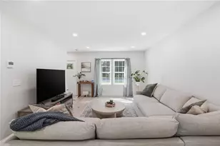 72 Wilbur Rd, Lincoln, RI 02865 - Photo 2