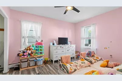 18 Amory Street, Providence, RI 02904 - Photo 16