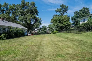 40 Church St, Tiverton, RI 02878 - Photo 30