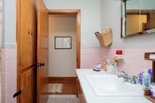 40 Church St, Tiverton, RI 02878 - Photo 12