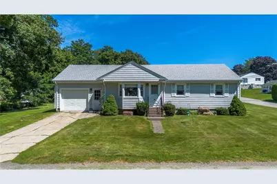 40 Church Street, Tiverton, RI 02878 - Photo 1