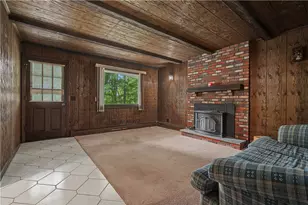 27 Peck Hill Rd, Johnston, RI 02919 - Photo 10